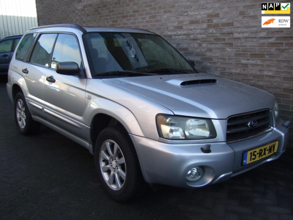 Subaru Forester 2.0 AWD XT - Trekhaak - PDC achter - Stoelverwarming -
